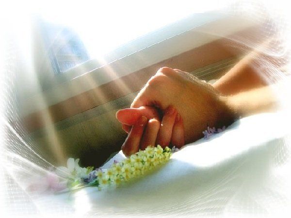 Как распознать истинные чувства: 5 проверенных способов определения симпатии от девушек