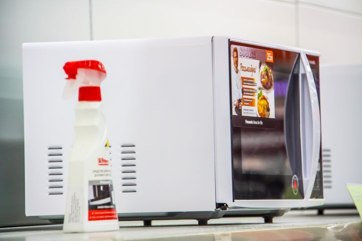 Как греть еду в микроволновке, чтобы она была сочной: 3 главных правила