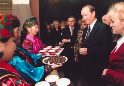  2005            