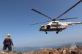 Пострадавшего в горах туриста спасатели МЧС Хакасии эвакуировали с помощью вертолета
