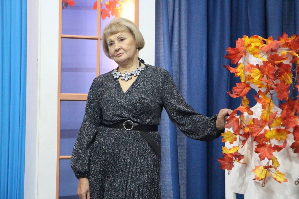 В Абаканском Дворце Молодёжи 1 октября пели и плясали люди элегантного возраста, съехавшиеся на праздник со всех районов города