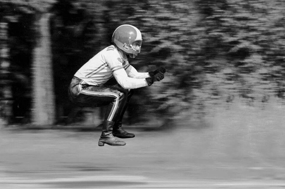 Житель Черемушек, покупая мотоцикл в интернете, перевёл мошеннику 105 тысяч рублей