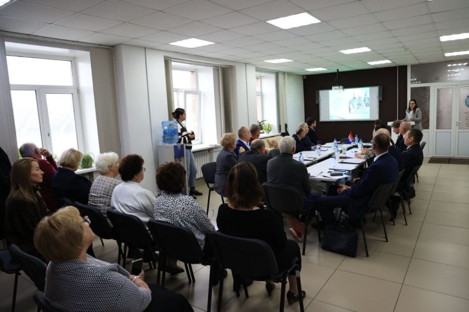 Депутаты поддержали развитие института наставничества в Хакасии