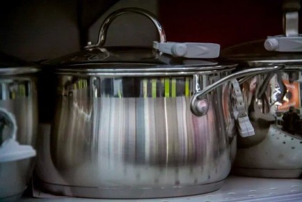 Как улучшить вкус овощей при варке: просто добавьте в воду этот продукт