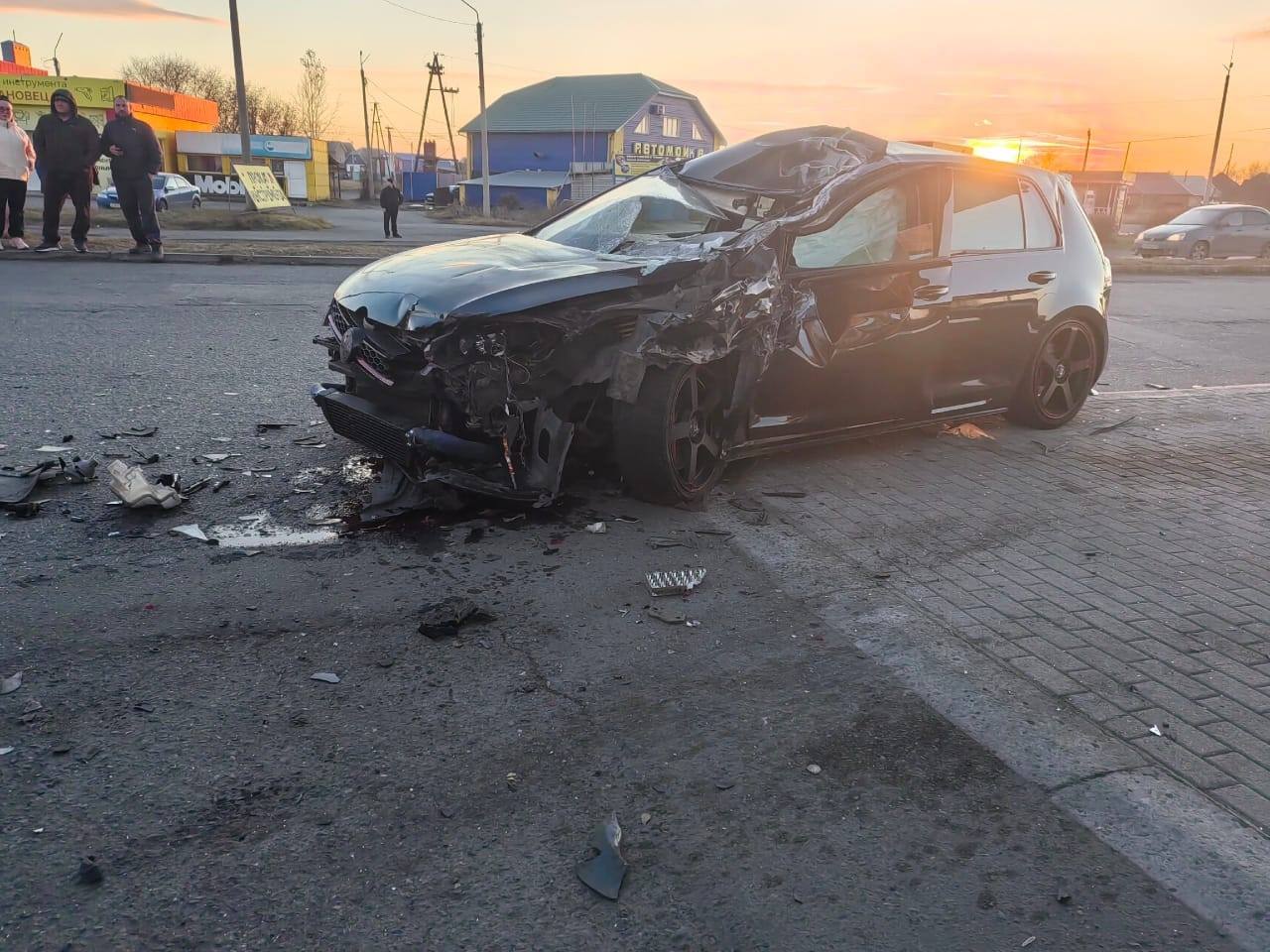 Массовое ДТП в районе Калининского кольца, есть пострадавший Массовое ДТП в районе Калининского кольца, есть пострадавший