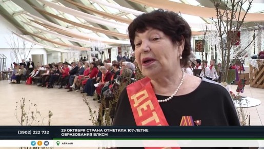 ДЕСЯТКИ ШКОЛЬНИКОВ ХАКАСИИ СТАЛИ ПИОНЕРАМИ И КОМСОМОЛЬЦАМИ