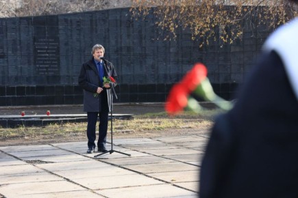 Депутаты ВС приняли участие в митинге памяти жертв политических репрессий