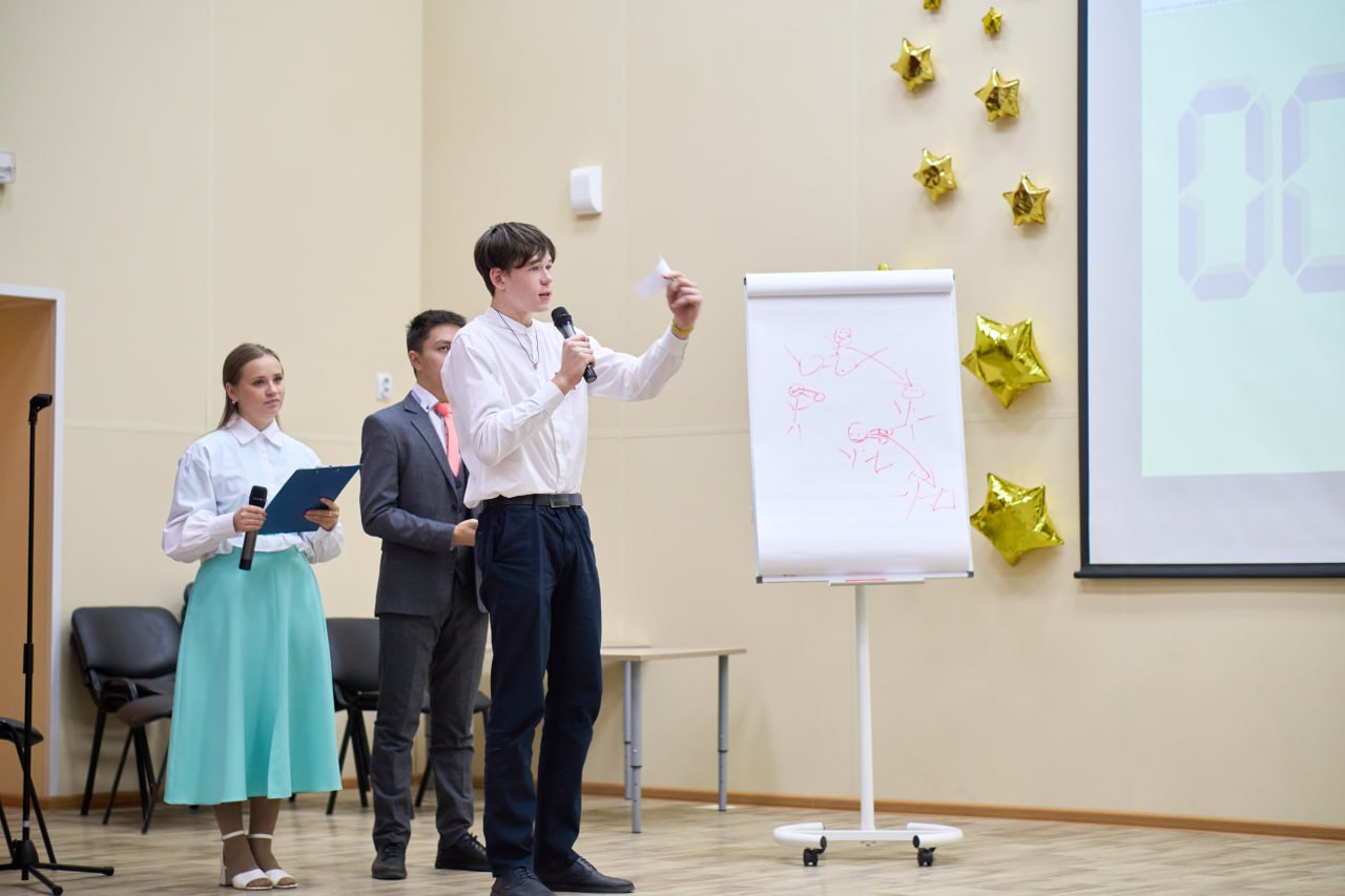 Уже завтра, 31 октября, 17 команд, более 120 старшеклассников из Хакасии, Тывы, Красноярского края и Новосибирской области соберутся вместе, чтобы выяснить, кто же лучше знает и понимает избирательное право, его тенденции и... Уже завтра, 31 октября, 17 команд, более 120 старшеклассников из Хакасии, Тывы, Красноярского края и Новосибирской области соберутся вместе, чтобы выяснить, кто же лучше знает и понимает избирательное право, его тенденции и...