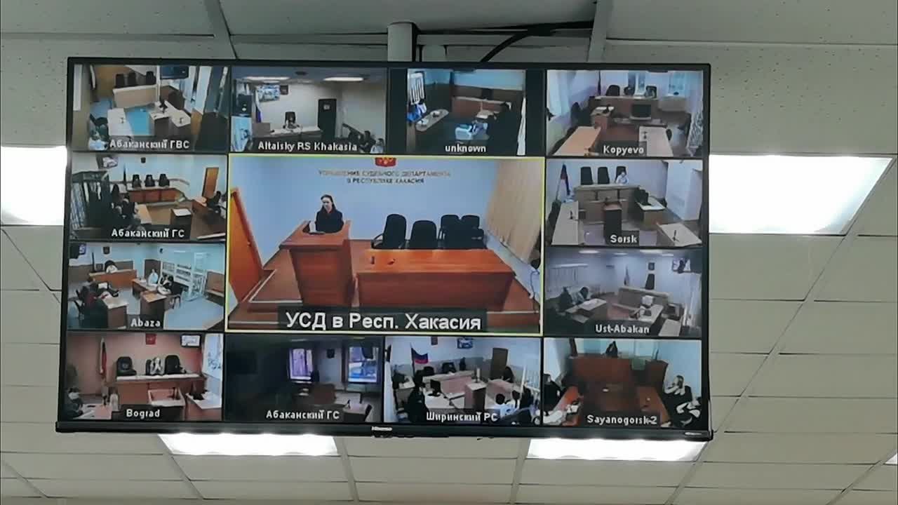 Полицейские УМВД России по г. Абакану рассказали служителям Фемиды о том, как распознать мошенников