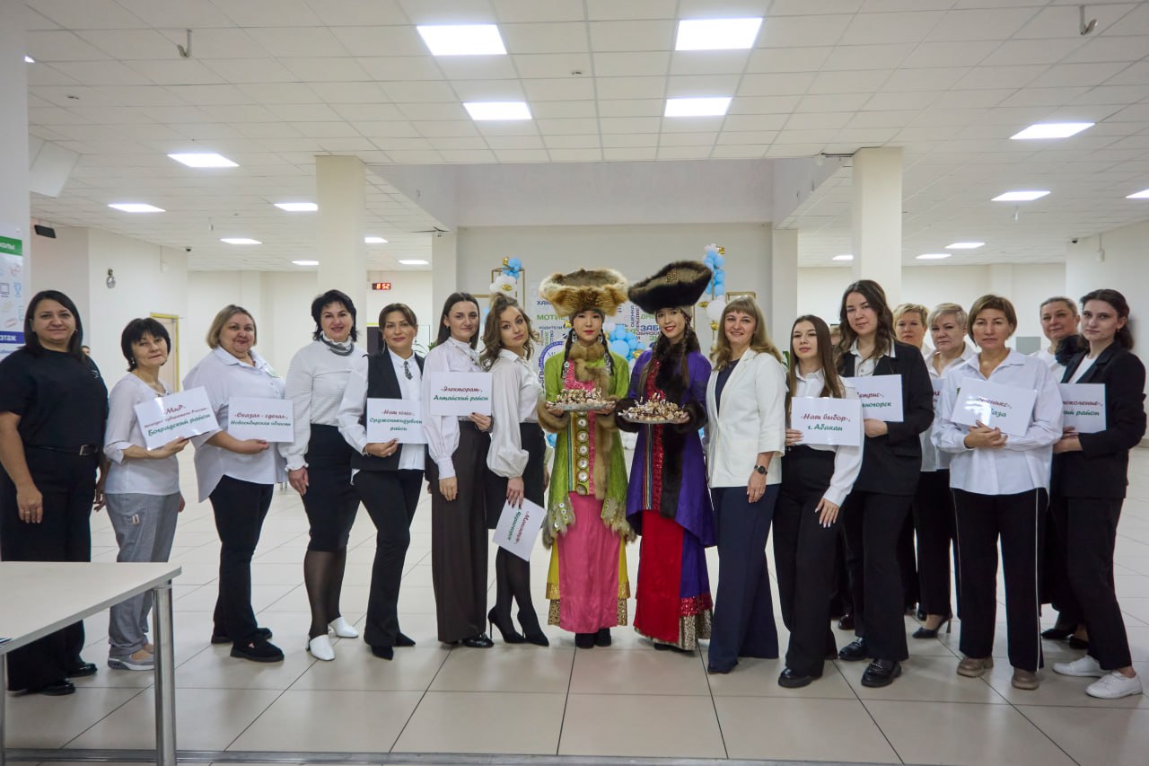 Меньше часа осталось до старта одного из самых масштабных ежегодных мероприятий Избиркома Хакасии – XXII открытого республиканского слета старшеклассников «Мы – будущие избиратели!» Меньше часа осталось до старта одного из самых масштабных ежегодных мероприятий Избиркома Хакасии – XXII открытого республиканского слета старшеклассников «Мы – будущие избиратели!»