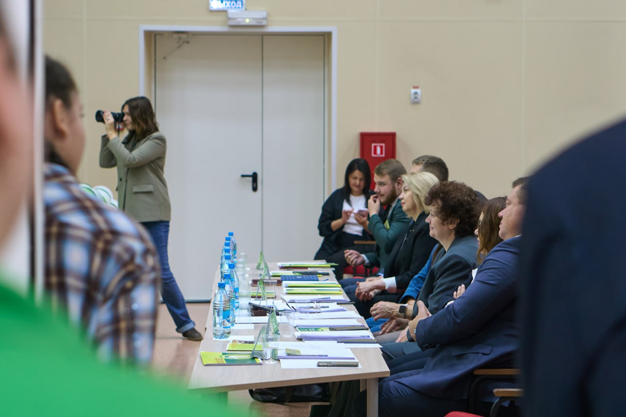 Если на мероприятии есть конкурсная составляющая, значит должны быть и те, кто эти конкурсы строго и компетентно оценит Если на мероприятии есть конкурсная составляющая, значит должны быть и те, кто эти конкурсы строго и компетентно оценит