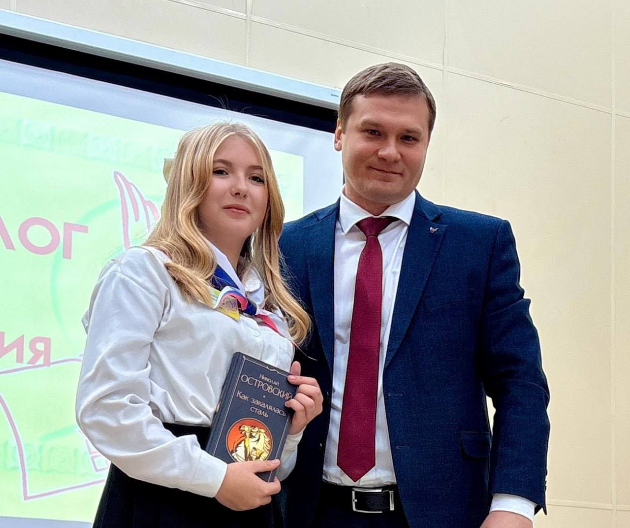 Валентин Олегович встретился со старшеклассниками в рамках XXII открытого республиканского слета «Мы – будущие избиратели!»