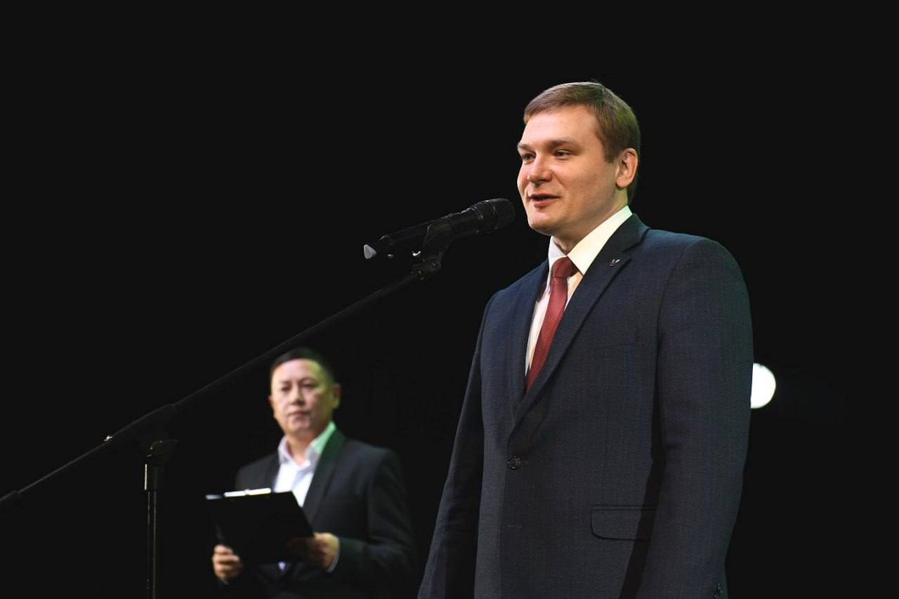 В Хакасии стартовал «ЧитiгенФест»