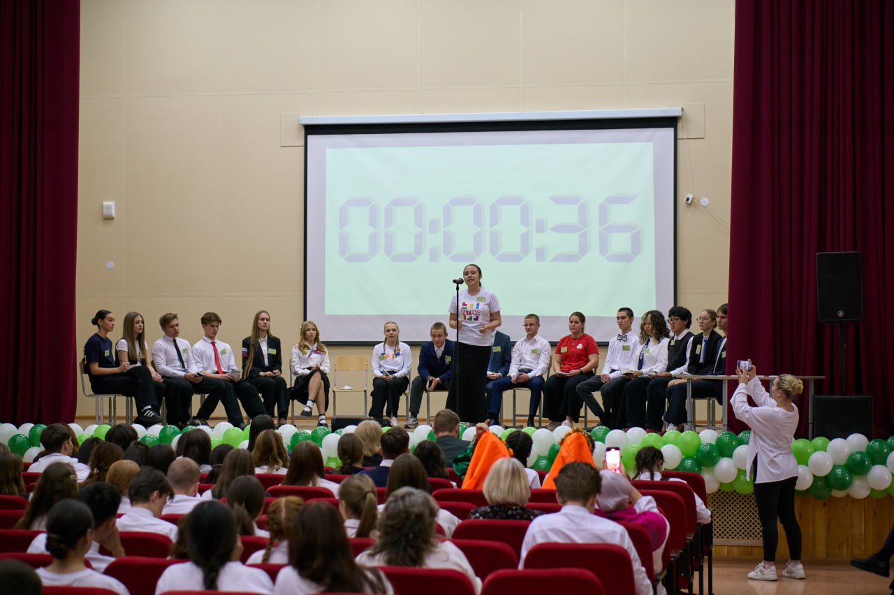 После небольшого перерыва на обед продолжаем нашу конкурсную программу После небольшого перерыва на обед продолжаем нашу конкурсную программу