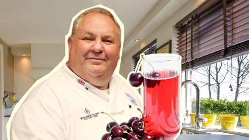 Приготовьте вишневый компот без варки: так напиток делает шеф-повар