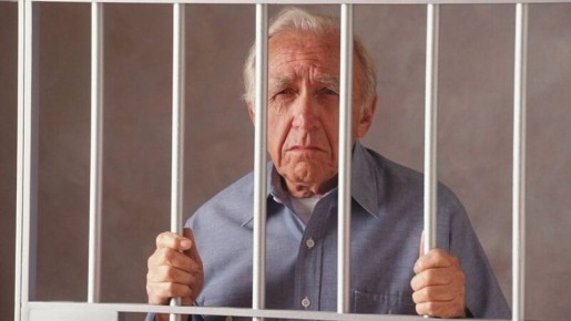 Как пенсионерам избежать серьезных проблем с законом и сохранить свои финансы