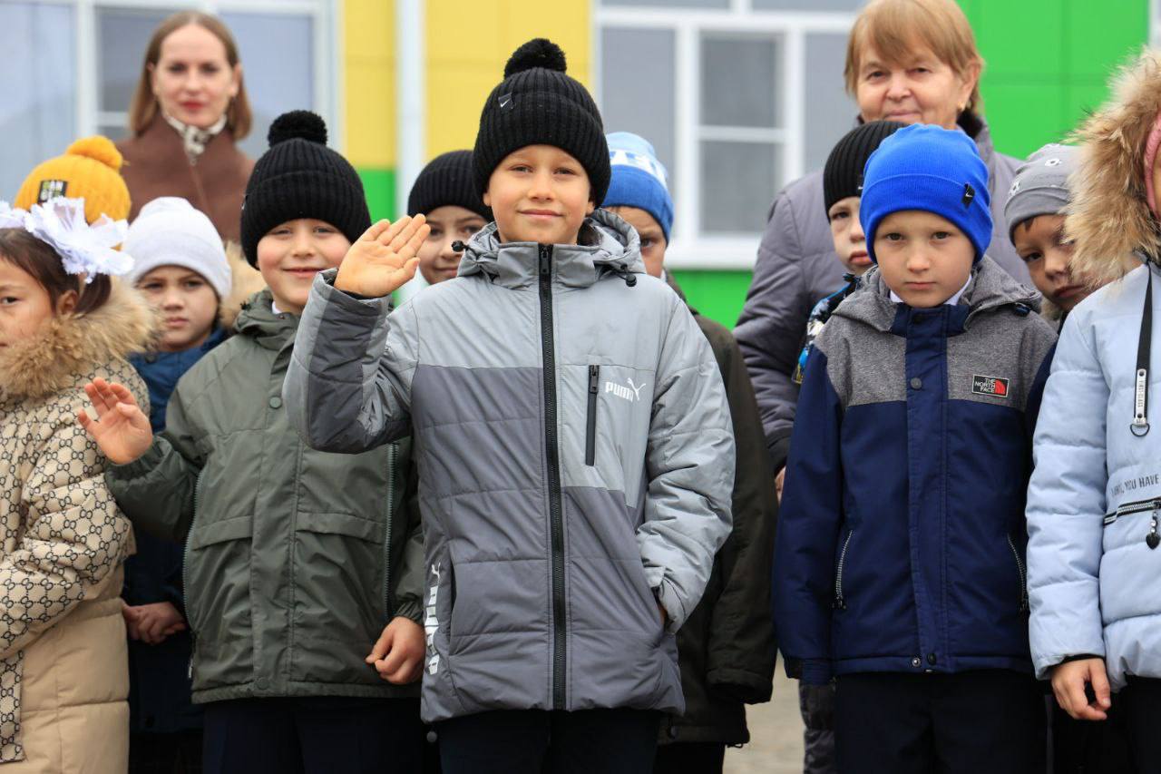 В Арбатах открылась новая школа на 150 мест В Арбатах открылась новая школа на 150 мест