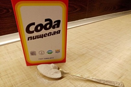 Как убрать желтые пятна с белой одежды под мышками: простые и эффективные решения