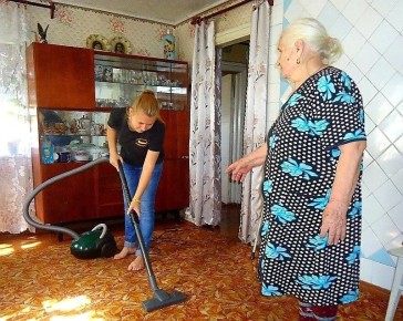 Уборка для пенсионеров: советы, которые облегчат вам жизнь
