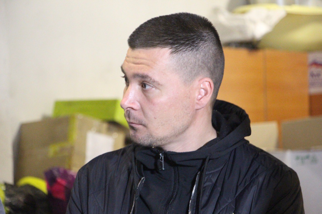 В конце октября мы сообщали о том, что Абакан готовит к отправке «за ленточку» очередной гуманитарный груз В конце октября мы сообщали о том, что Абакан готовит к отправке «за ленточку» очередной гуманитарный груз