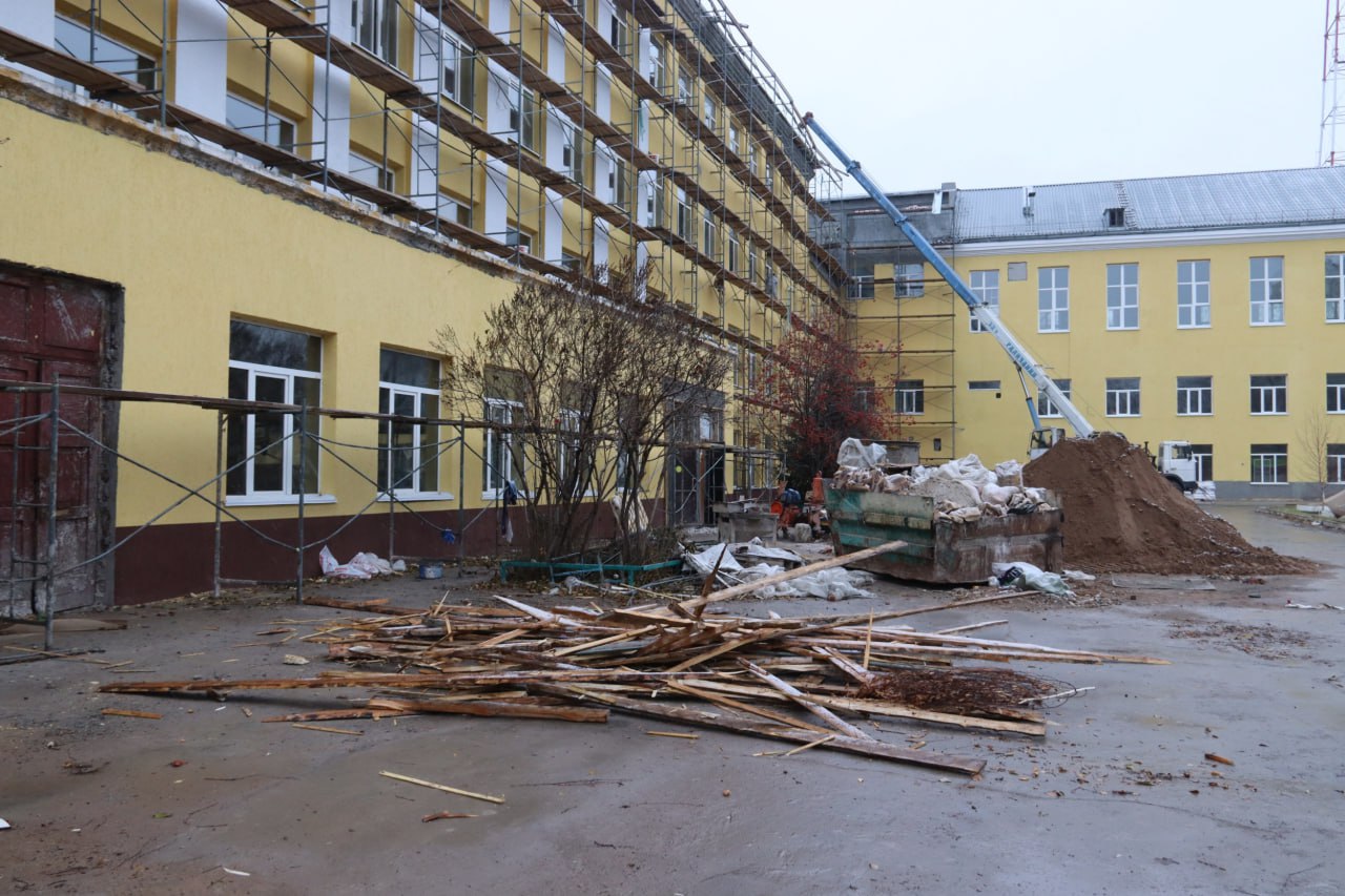 С 30 сентября в школе № 1 капитальный ремонт выполняет НО «Муниципальный жилищный фонд города Абакана» С 30 сентября в школе № 1 капитальный ремонт выполняет НО «Муниципальный жилищный фонд города Абакана»