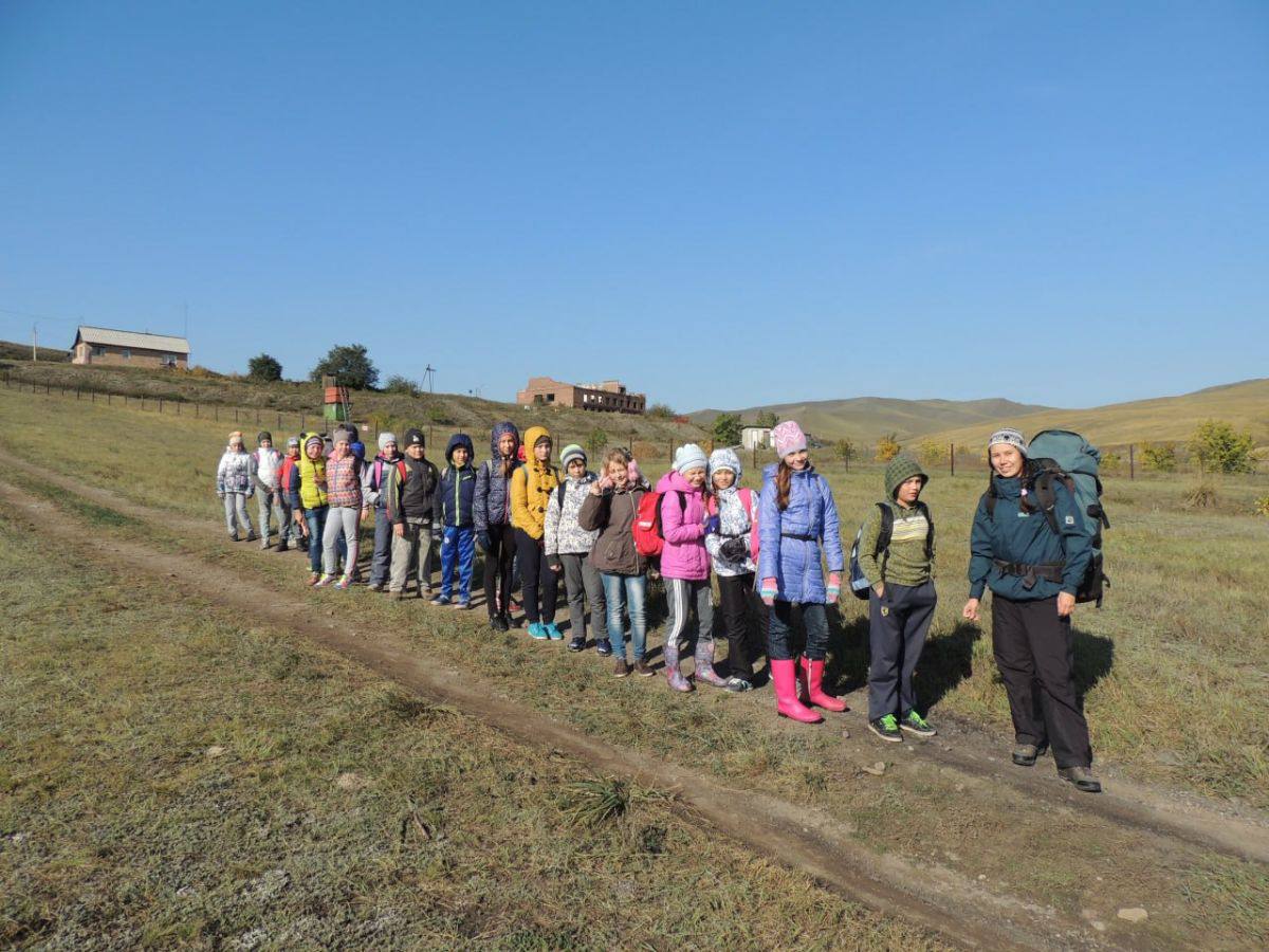 Школьники Хакасии побывали на горе Кюн-Таг