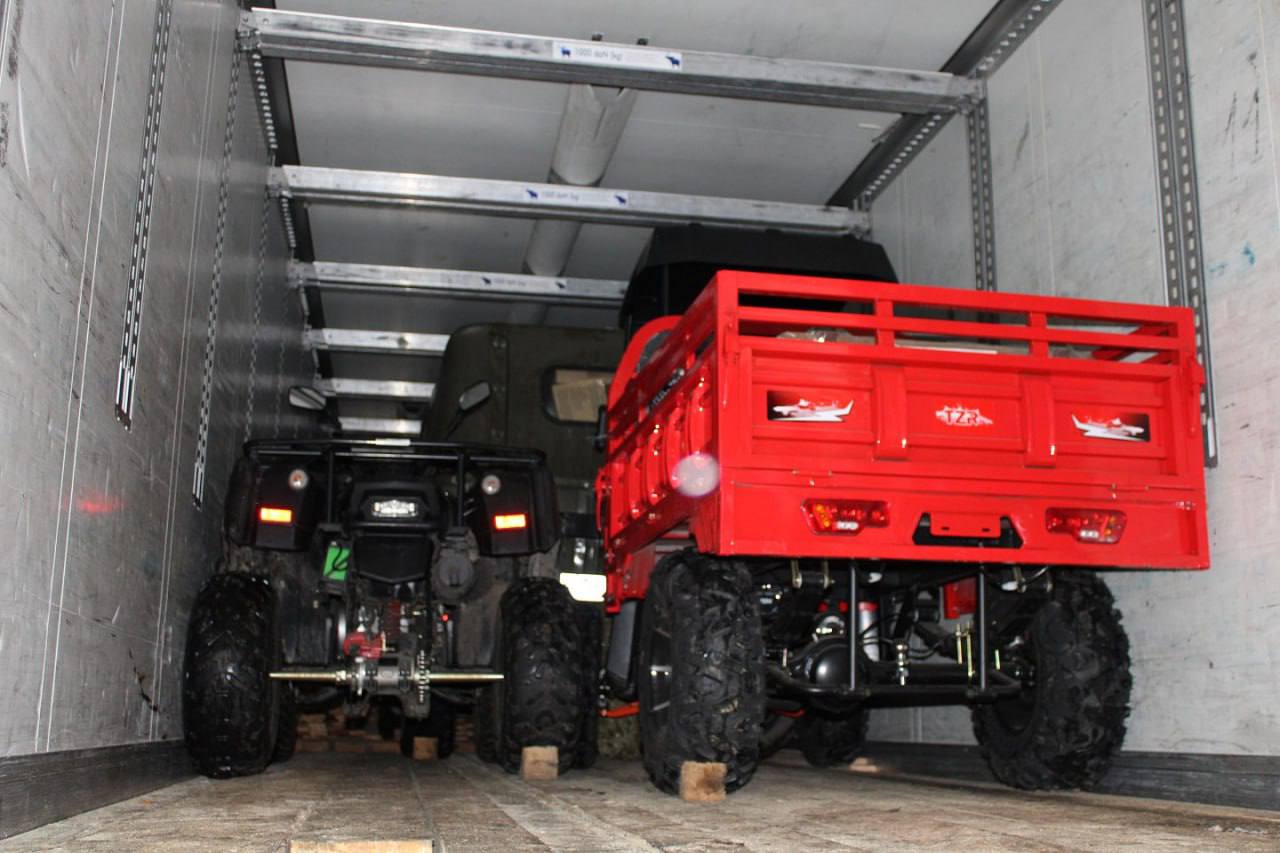 Из Хакасии для бойцов СВО и мирных жителей ЛНР отправлена новая партия гуманитарного груза Из Хакасии для бойцов СВО и мирных жителей ЛНР отправлена новая партия гуманитарного груза