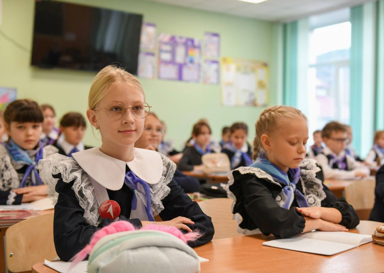 Валентин Коновалов посетил Абазу с рабочим визитом Валентин Коновалов посетил Абазу с рабочим визитом