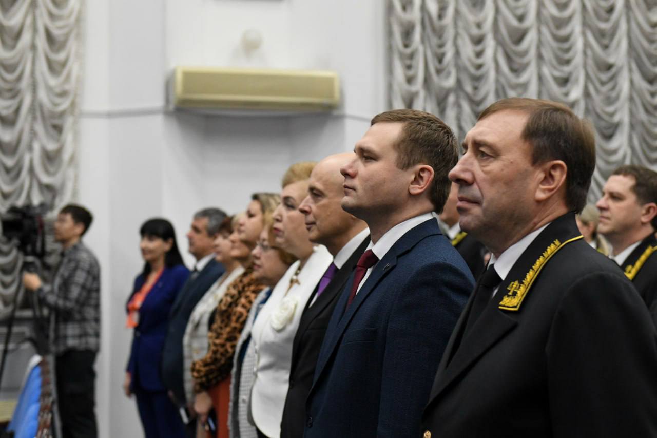 Валентин Олегович выступил на открытии региональной научно-практической конференции «Право на детство: теория и практика» Валентин Олегович выступил на открытии региональной научно-практической конференции «Право на детство: теория и практика»