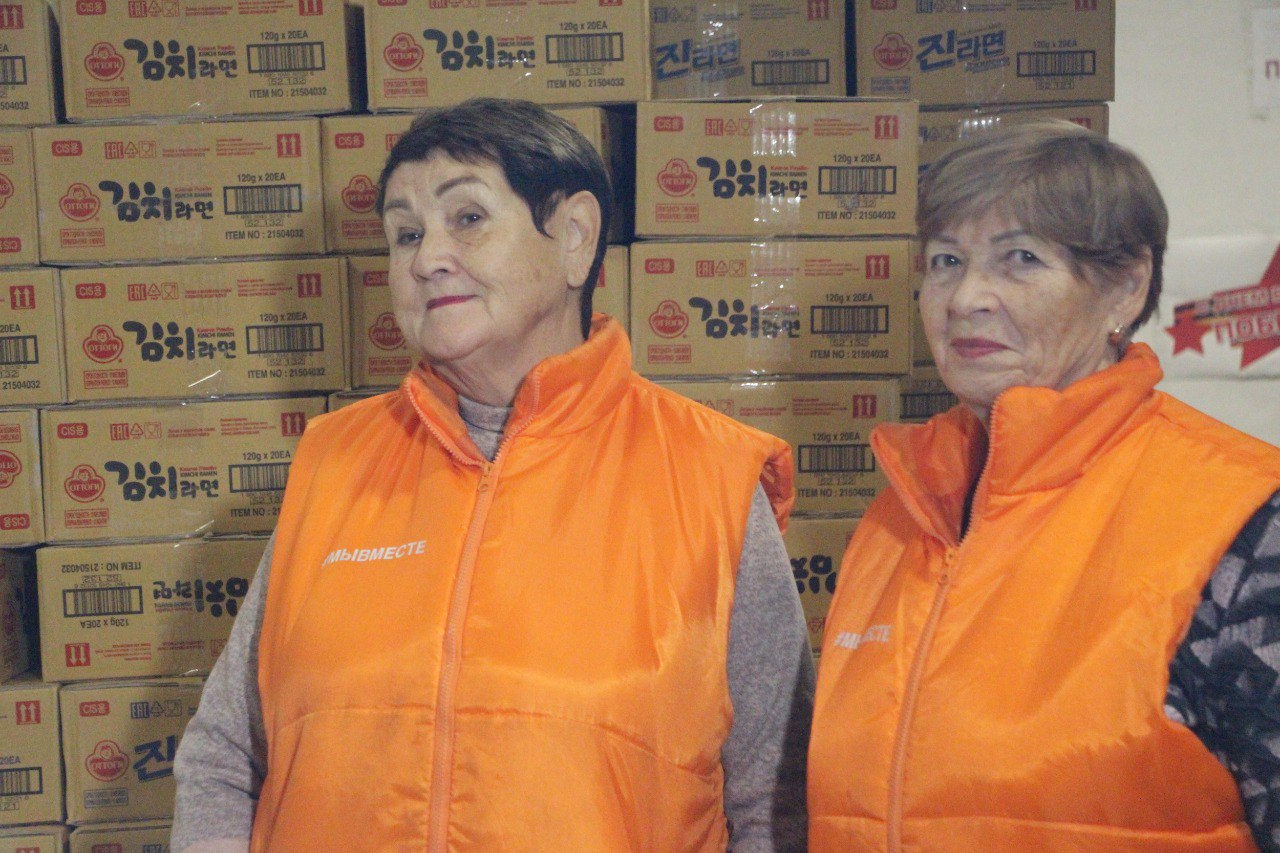 В конце октября мы сообщали о том, что Абакан готовит к отправке «за ленточку» очередной гуманитарный груз В конце октября мы сообщали о том, что Абакан готовит к отправке «за ленточку» очередной гуманитарный груз