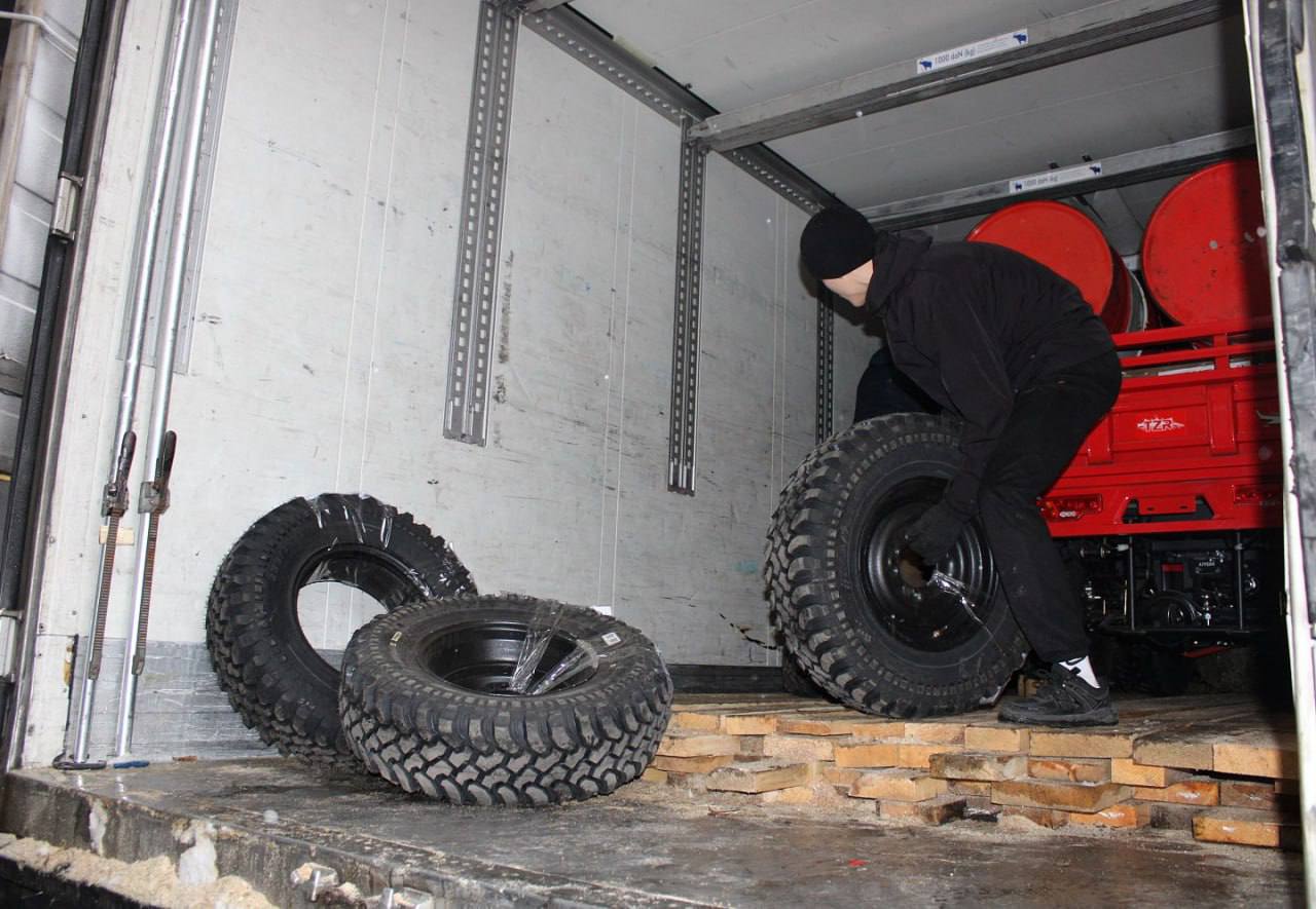 Из Хакасии для бойцов СВО и мирных жителей ЛНР отправлена новая партия гуманитарного груза Из Хакасии для бойцов СВО и мирных жителей ЛНР отправлена новая партия гуманитарного груза