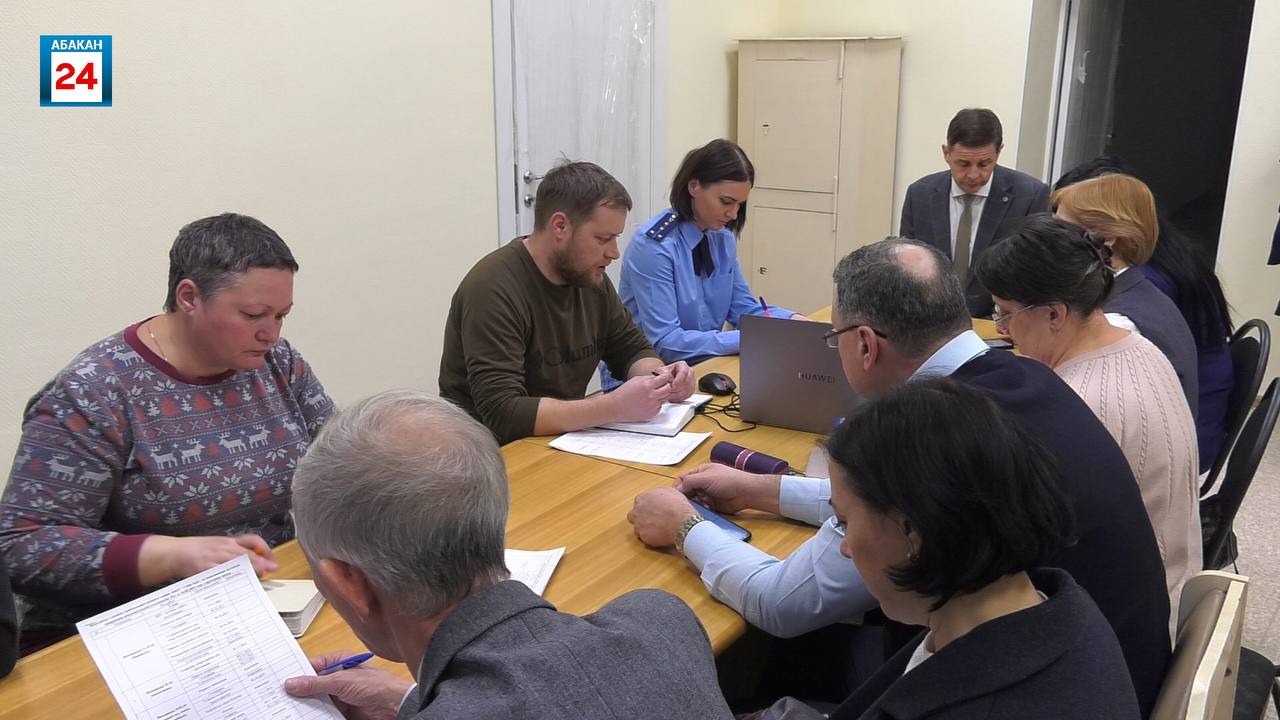 Капитальный ремонт в 10 абаканской школе завершится к концу ноября Капитальный ремонт в 10 абаканской школе завершится к концу ноября