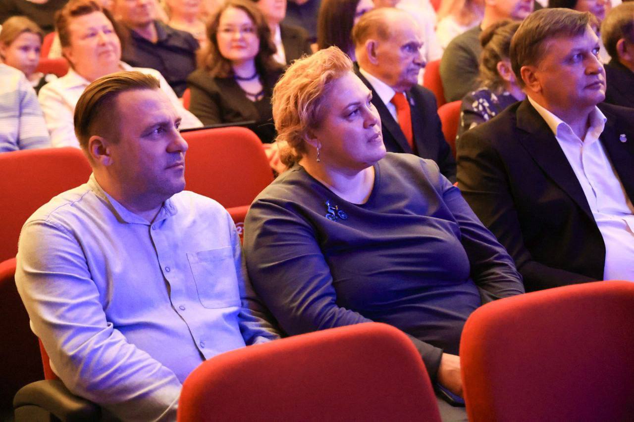 Саяногорску 50!. Самый молодой город Хакасии отмечает юбилей Саяногорску 50!. Самый молодой город Хакасии отмечает юбилей