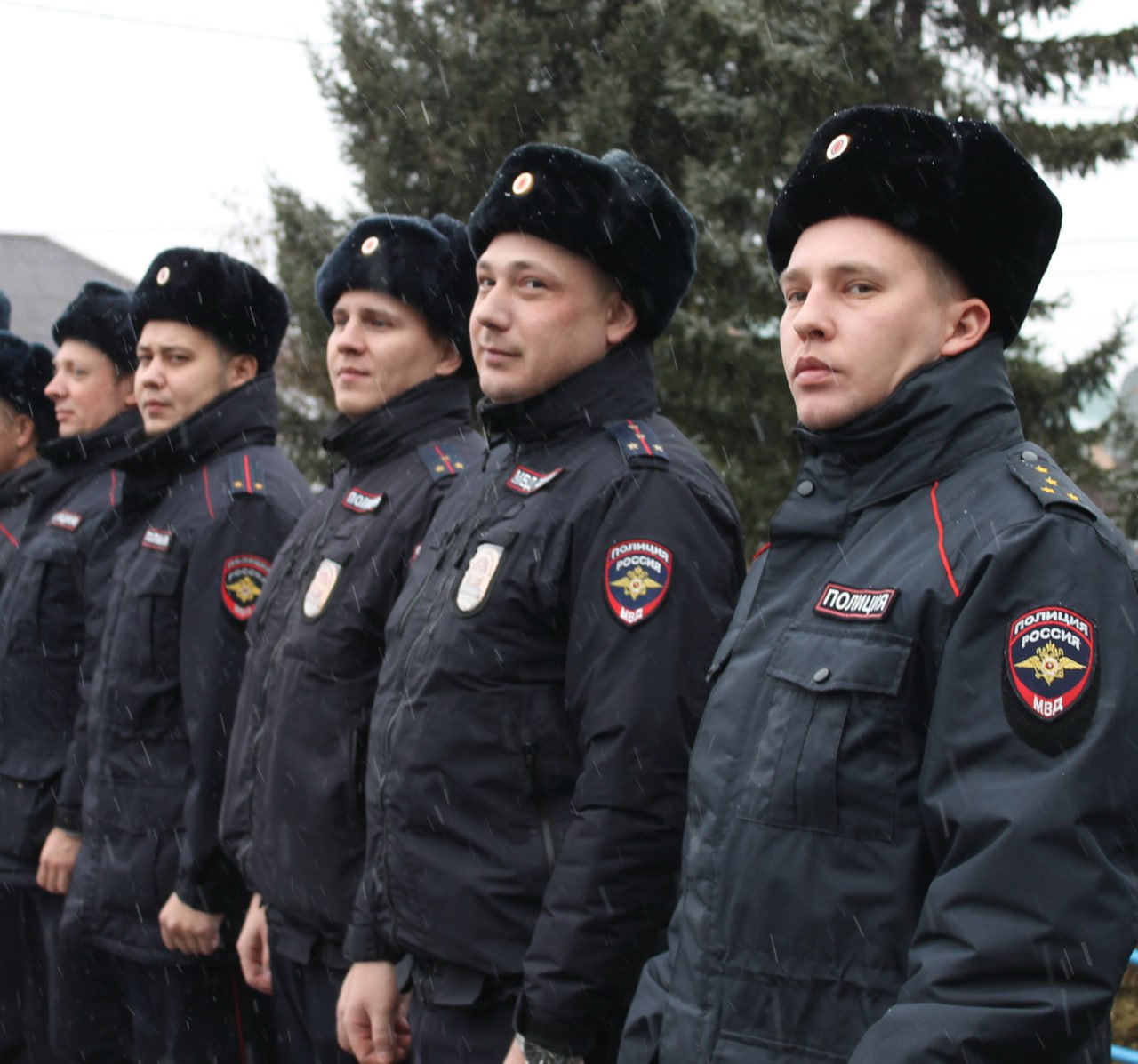 В Черногорске состоялся митинг, посвящённый памяти сотрудников органов внутренних дел, погибших при исполнении служебного долга В Черногорске состоялся митинг, посвящённый памяти сотрудников органов внутренних дел, погибших при исполнении служебного долга