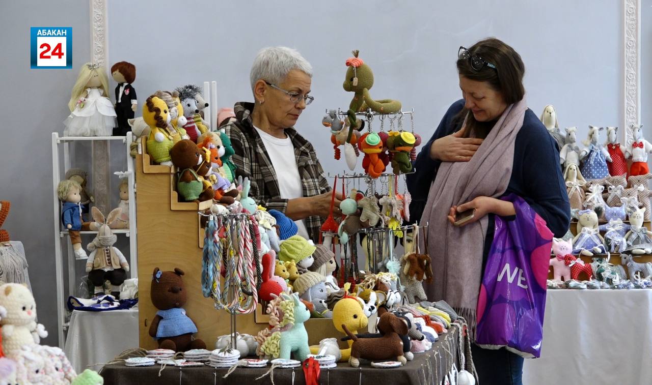 Праздник вдохновения и любви к народным традициям: в Городском центре культуры «Победа» открылся XII Межрегиональный фестиваль «Параскева-пятница» Праздник вдохновения и любви к народным традициям: в Городском центре культуры «Победа» открылся XII Межрегиональный фестиваль «Параскева-пятница»