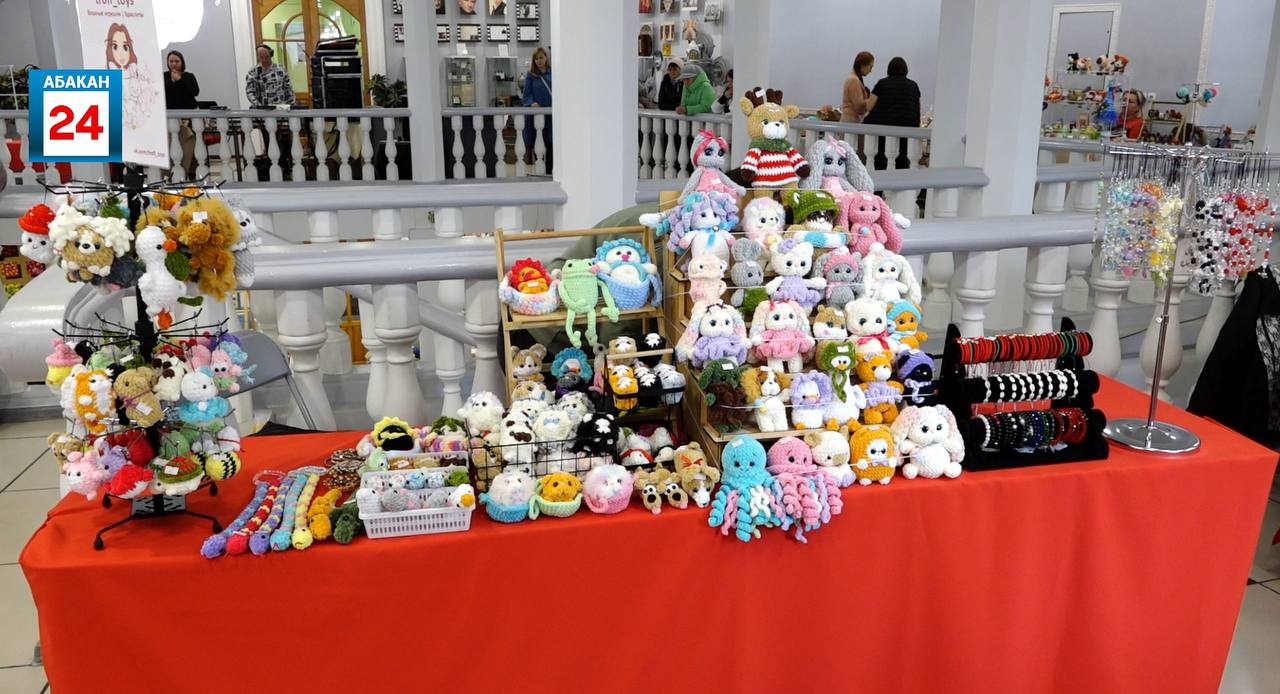 Праздник вдохновения и любви к народным традициям: в Городском центре культуры «Победа» открылся XII Межрегиональный фестиваль «Параскева-пятница» Праздник вдохновения и любви к народным традициям: в Городском центре культуры «Победа» открылся XII Межрегиональный фестиваль «Параскева-пятница»