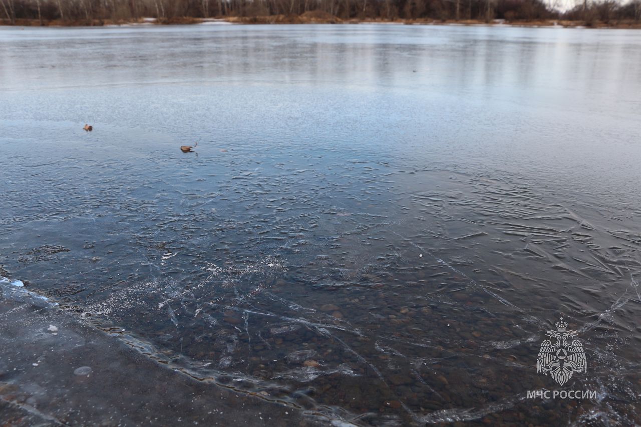 Осень в этом году не слишком холодная, ледостав затягивается