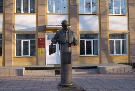 Сегодня исполняется 127 лет со дня рождения Александра Александровича Кенеля - композитора, пианиста, музыковеда, учёного-фольклориста, педагога, Члена Союза композиторов СССР, Заслуженного деятеля искусств РСФСР...