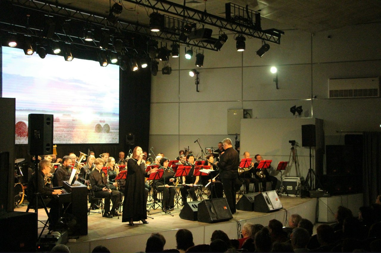 В СТОЛИЦЕ ХАКАСИИ ПРОШЁЛ БЛАГОТВОРИТЕЛЬНЫЙ КОНЦЕРТ В ПОДДЕРЖКУ СВО В СТОЛИЦЕ ХАКАСИИ ПРОШЁЛ БЛАГОТВОРИТЕЛЬНЫЙ КОНЦЕРТ В ПОДДЕРЖКУ СВО