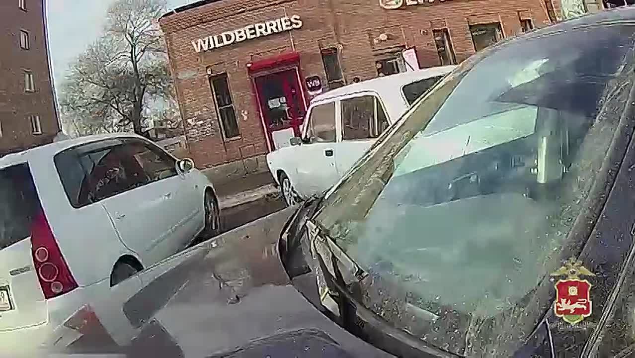 В Черногорске водитель, не устранивший незаконную тонировку автомобильных стёкол, заплатит штраф