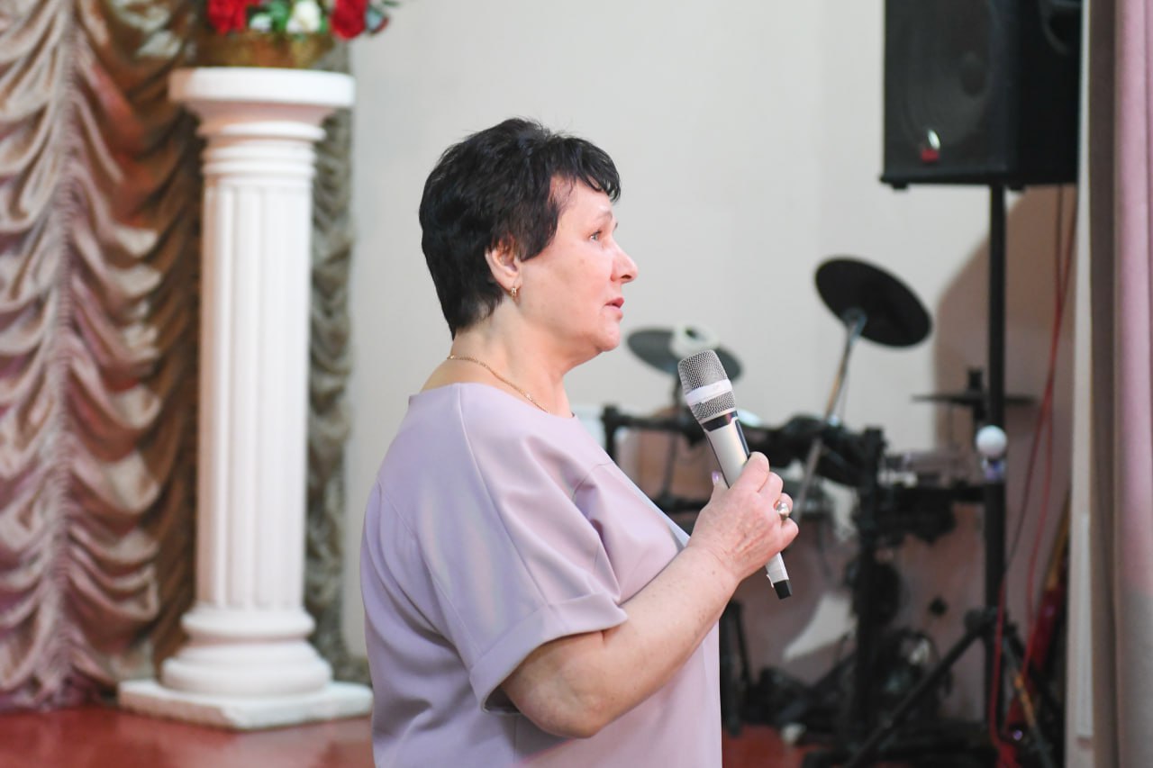 Валентин Коновалов поздравил членов Всероссийского общества слепых с вековым юбилеем Валентин Коновалов поздравил членов Всероссийского общества слепых с вековым юбилеем