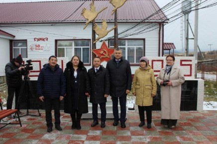 В Большой Сее реконструирован памятник участникам ВОВ