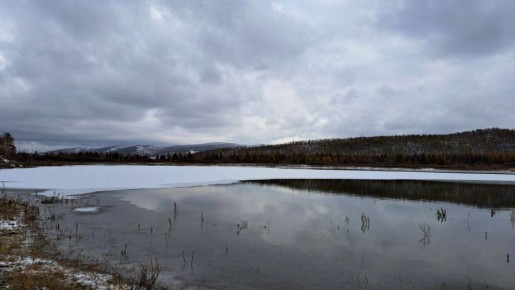 Жителей Хакасии предупреждают об опасности выхода на тонкий лед