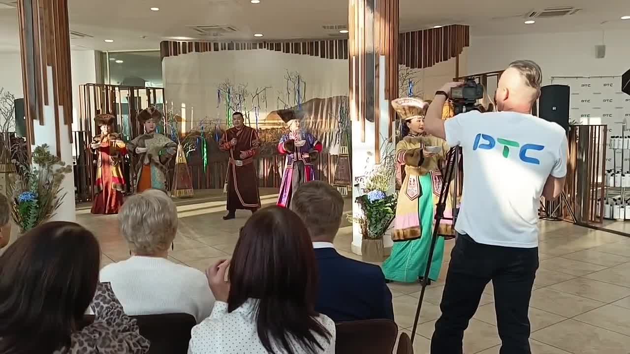 ТЕЛЕРАДИОКОМПАНИЯ РТС ОТМЕТИЛА 15-ЛЕТИЕ