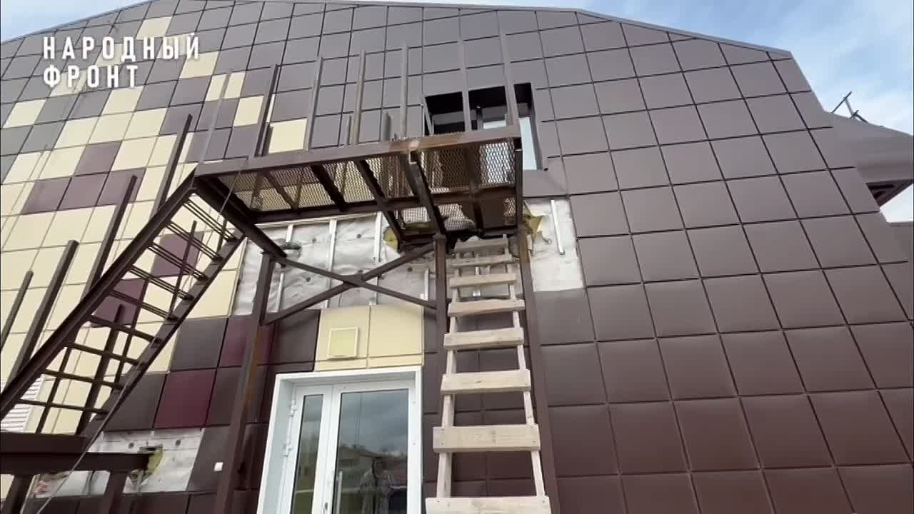 Глава следкома России Александр Бастрыкин затребовал доклад по проверке информации о ненадлежащей реконструкции здания дома культуры в поселке Расцвет