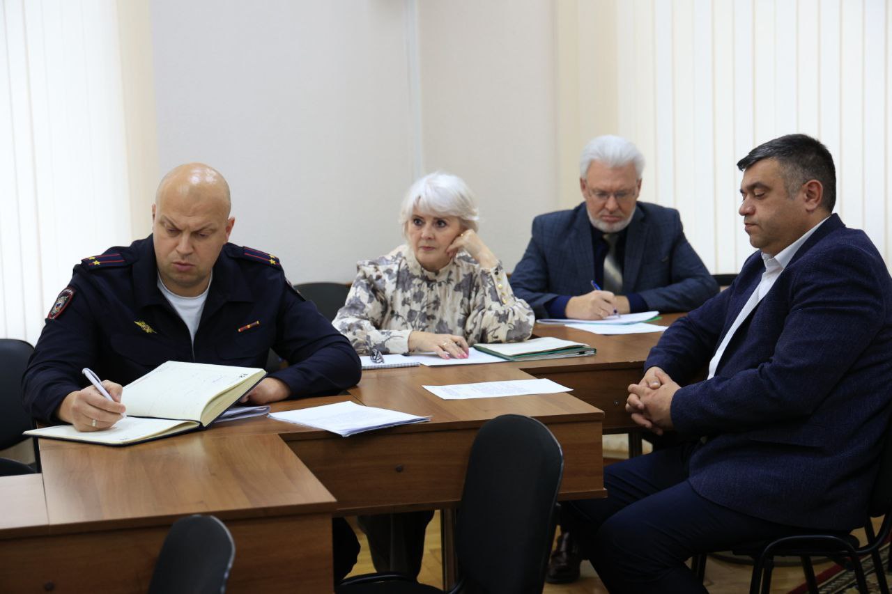 В Верховном Совете сформирована позиция по применению нового федерального закона о системе сопровождения и социальной адаптации людей, освобождающихся из мест лишения свободы В Верховном Совете сформирована позиция по применению нового федерального закона о системе сопровождения и социальной адаптации людей, освобождающихся из мест лишения свободы