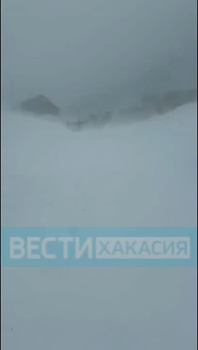 Штормовое предупреждение передают на завтра, 18 ноября, синоптики