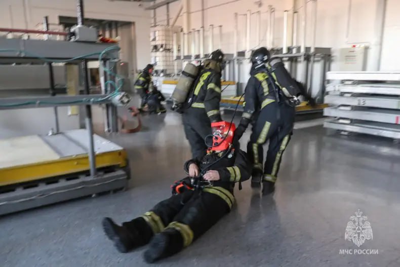 ЗАВОД ПВХ В АБАКАНЕ ВЫБРАЛИ ДЛЯ "ПОЖАРА" ЗАВОД ПВХ В АБАКАНЕ ВЫБРАЛИ ДЛЯ "ПОЖАРА"