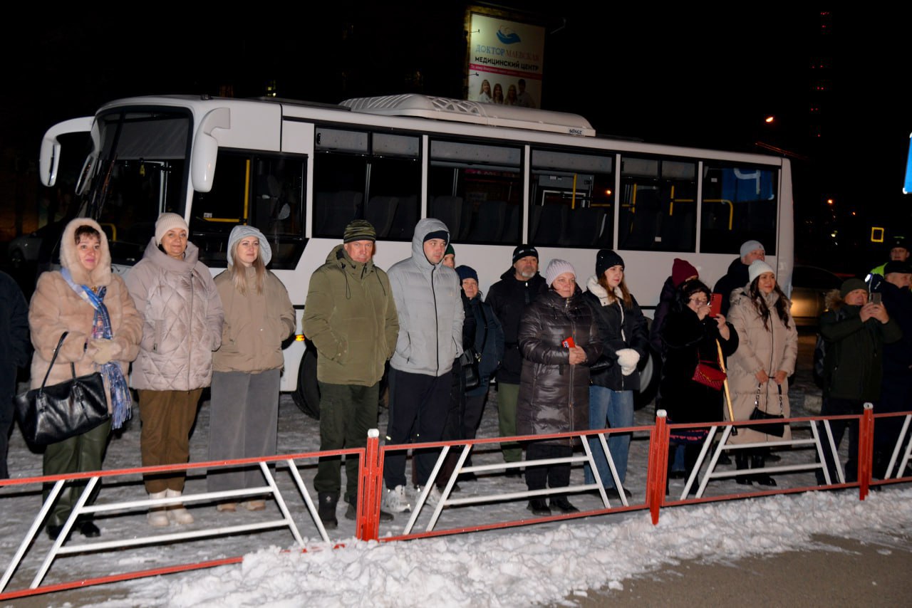 В Хакасии встретили сводный отряд полиции, вернувшийся с Северо-Кавказского региона В Хакасии встретили сводный отряд полиции, вернувшийся с Северо-Кавказского региона
