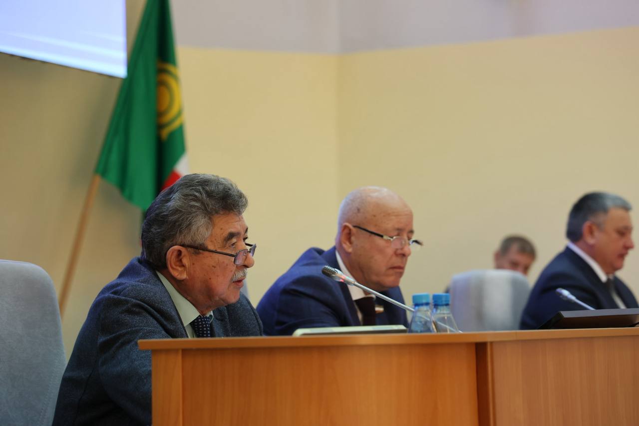 В Верховном Совете обсудили проект бюджета Хакасии: эксперты предупреждают о рисках В Верховном Совете обсудили проект бюджета Хакасии: эксперты предупреждают о рисках